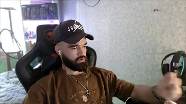 _Serious_Man Live XXX-chat