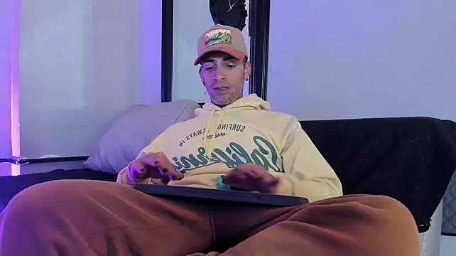 DrakeNeumannn Live XXX chat