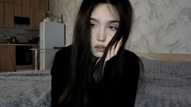 AmieSky Adlı Modelin Canlı XXX Sohbeti