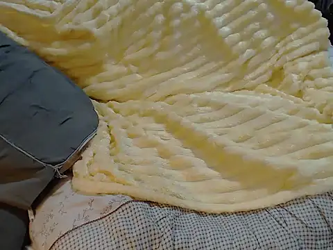 Trish_CurveCock's Live XXX Chat