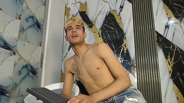 BLACK_AND_LOVER Chat XXX live