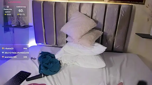 Baby_Doll_28 XXX чат на живо