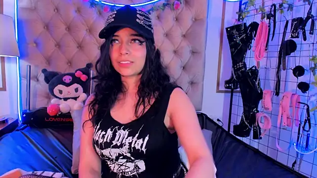kira_Berry_'s Live XXX Chat