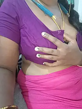 Tamil-hotwife's Live XXX Chat