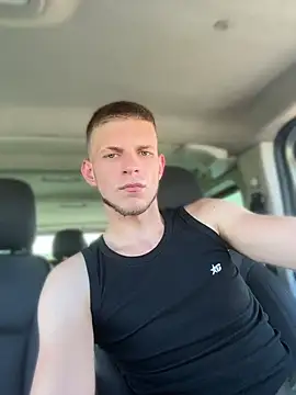 צ'אט XXX בשידור חי של VelvetKingg
