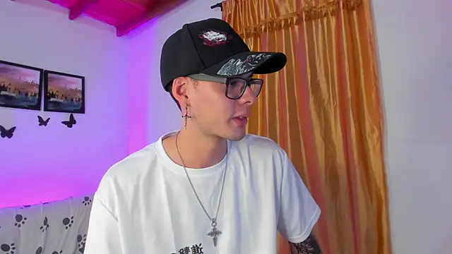 Vlad__night's Live XXX Chat