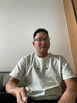 lingecome 在線直播表演