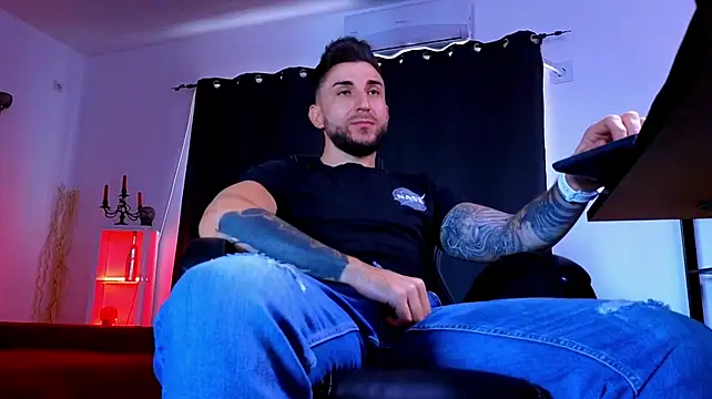 Chat XXX en directo de MightyAaron66
