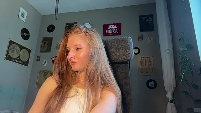 XXX chat uživo modela EllyCerry