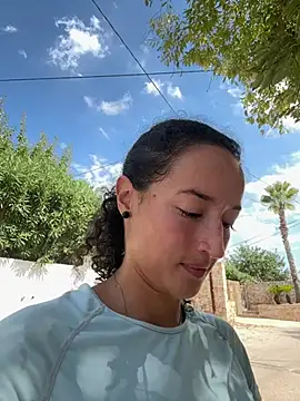 IsabellaSwee Chat XXX live