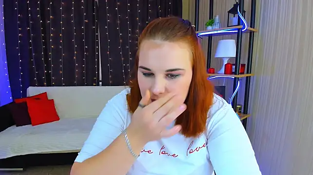OliviaTwens Adlı Modelin Canlı XXX Sohbeti