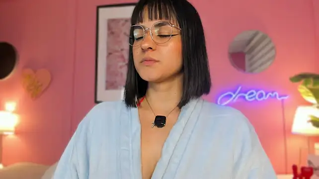 SoySaraa Live XXX-Chat