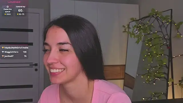 دردشة MollyGilberg الجنسية المباشرة