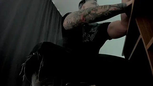 TonyWinston – Naživo XXX chat