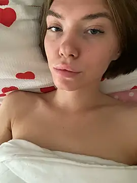 Lisaaa_Alisa Chat XXX in diretta