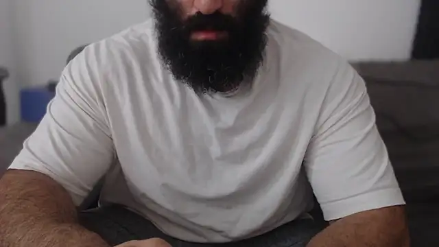 hugemachohandsome – Naživo XXX chat