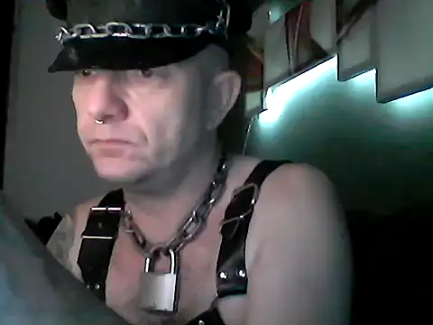 GabbondKinky élő XXX-chatje