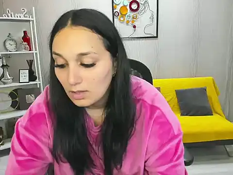 Онлайн чат XXX MiraBennett
