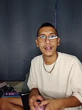 Hard_brown03 – Naživo XXX chat