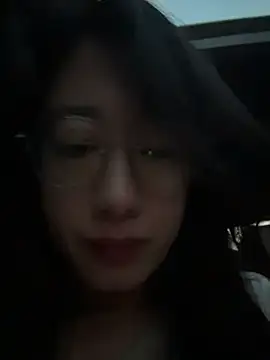 weiwei103 即時 XXX 聊天