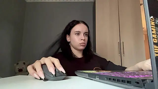 martinienjoyer: απευθείας συνομιλία ΧΧΧ