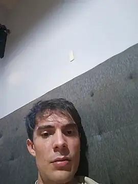 Chat +18 de Agus2313 ao vivo