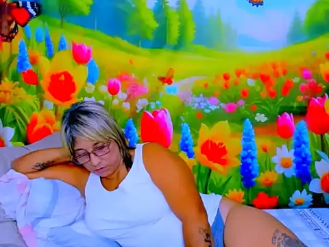 indianroxy 现场XXX聊天