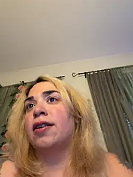 Monageil Live XXX-chat