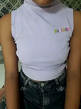 Angel_Chandni 现场XXX聊天