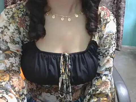 Živý XXX chat Adorable_Ayesha
