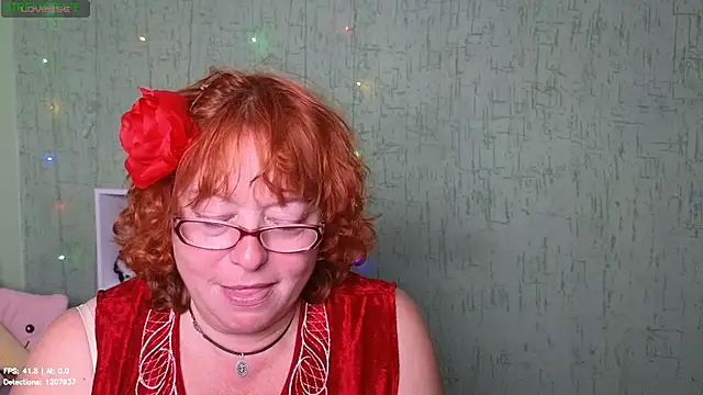 Fara_Flutte Chat XXX in diretta