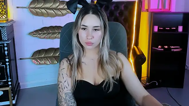 BettyRemz's Live XXX Chat
