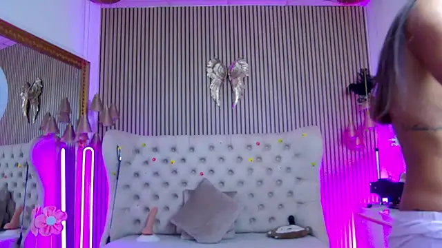 Онлайн чат XXX PlayfulShow