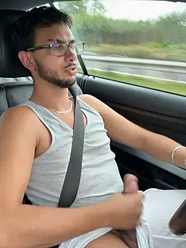 Živý XXX chat Gipsyboysteve