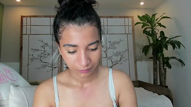 Онлайн чат XXX Emily_bruss