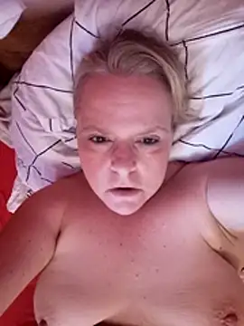 Baby7625 – Live XXX-chat