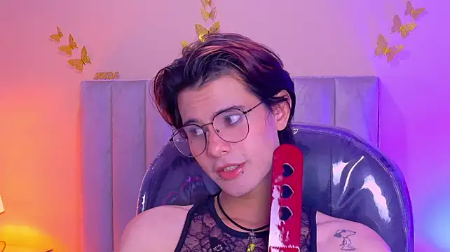 Derek_Sinn Adlı Modelin Canlı XXX Sohbeti