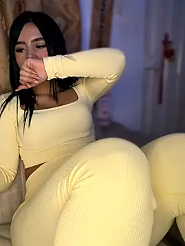 Laura-Khalifa's Live XXX Chat