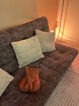 Megan_lu2 Adlı Modelin Canlı XXX Sohbeti
