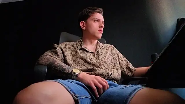 FelixStarkk XXX чат на живо
