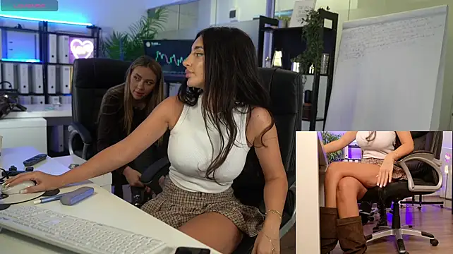BabesGoWild Chat XXX live
