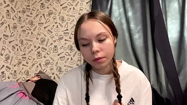 SunkShigella's Live XXX Chat