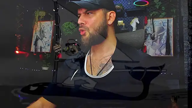 LexHardy XXX чат на живо