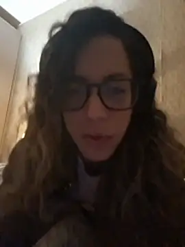 Chat +18 de fabiolagg ao vivo