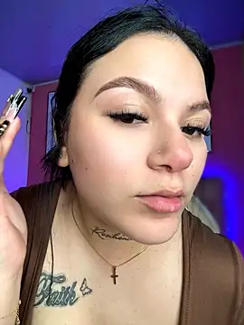 Megaan__More's Live XXX Chat