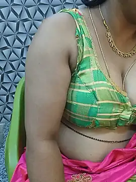 AADHIRA_Tamil_Mallu 即時 XXX 聊天