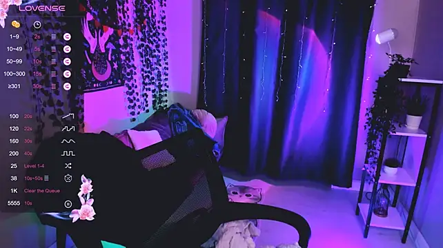 Lily_xBabe: онлайн-секс-чат