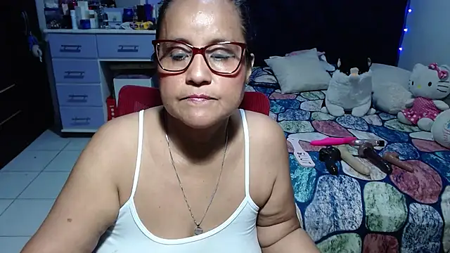 Chat +18 de pervert_mommy_ ao vivo