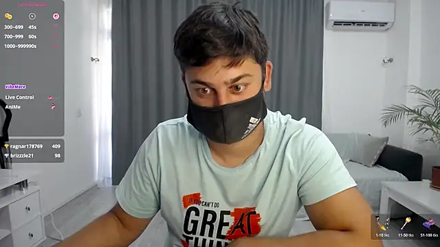 Tomguys Adlı Modelin Web Kamerası Şovu