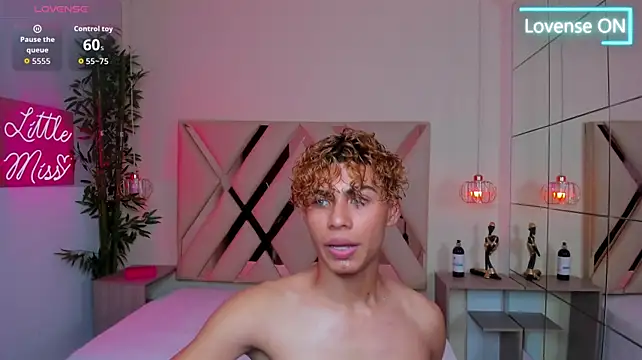 Živý XXX chat Anyelo_Twink